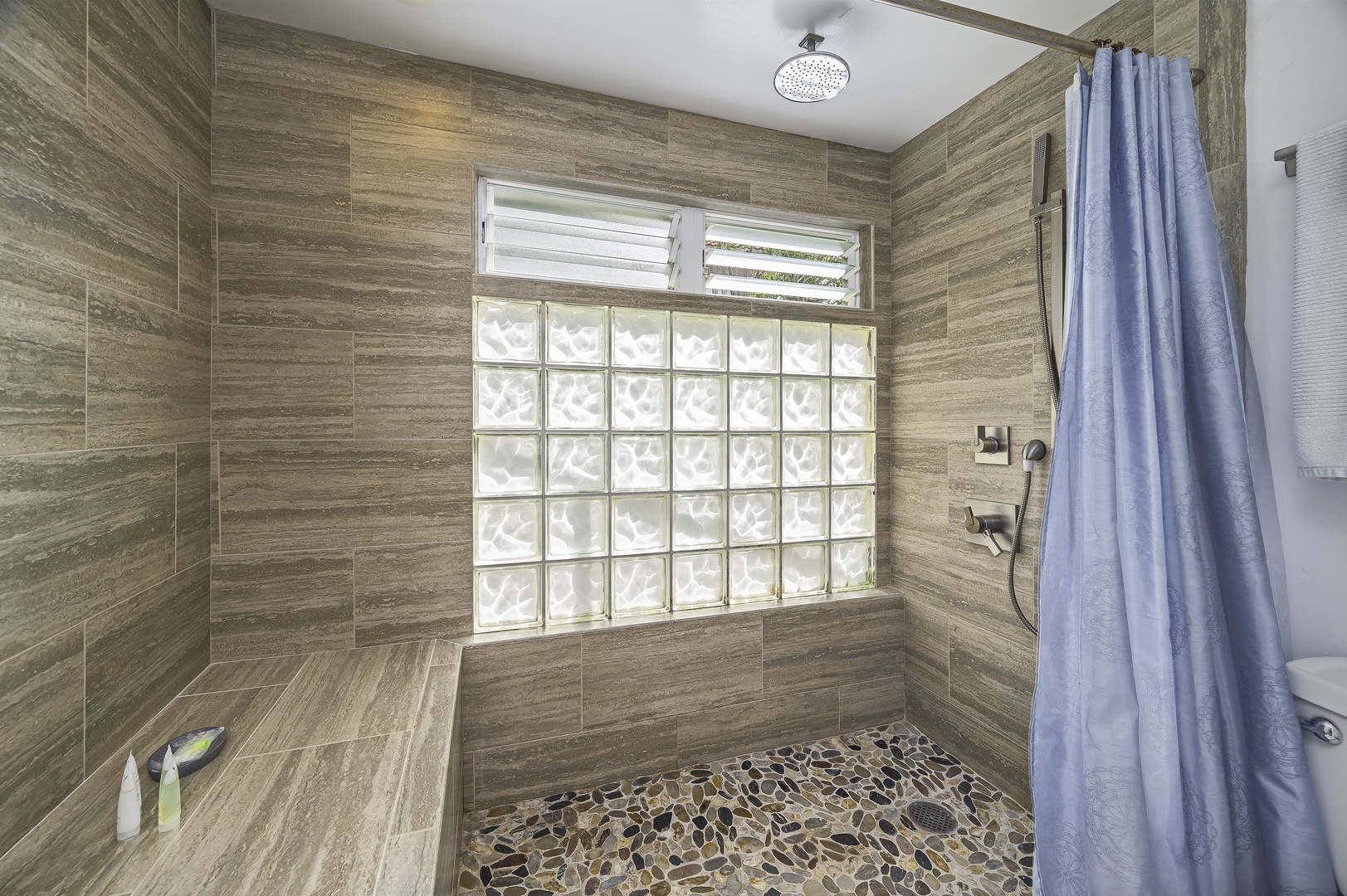 Honolulu Vacation Rentals, Hale Malia - Enjoy a spa-like shower in this beautifully-designed bath