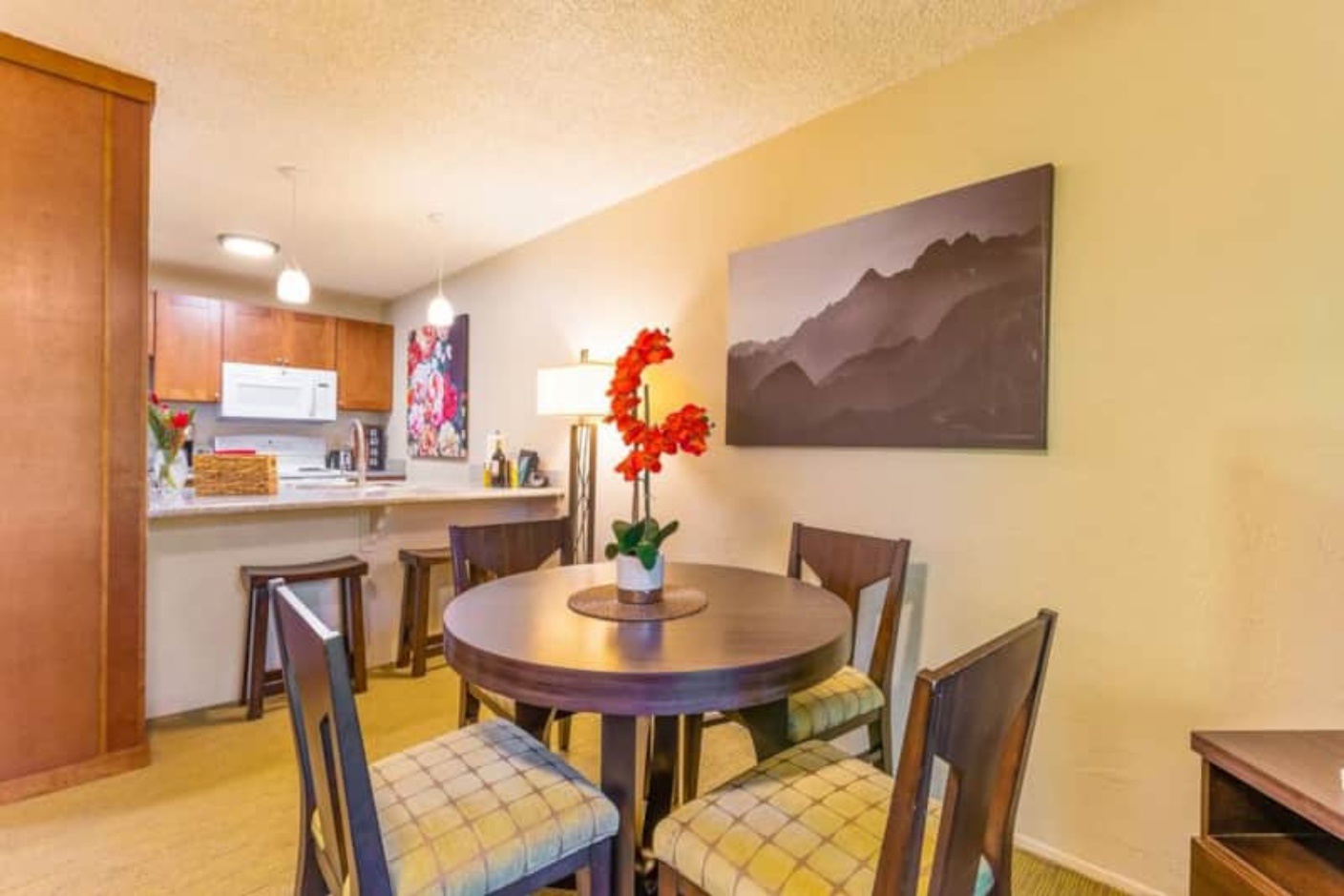Kapaa Vacation Rentals, Kahaki Hale - The dinette for four is adjacent to the kitchen