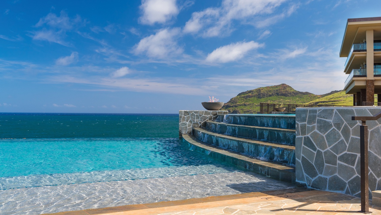 Lihue Vacation Rentals, Maliula at Hokuala 3BR Superior* - The infinity-edge Kaiholo pool seems to flow right into the ocean.