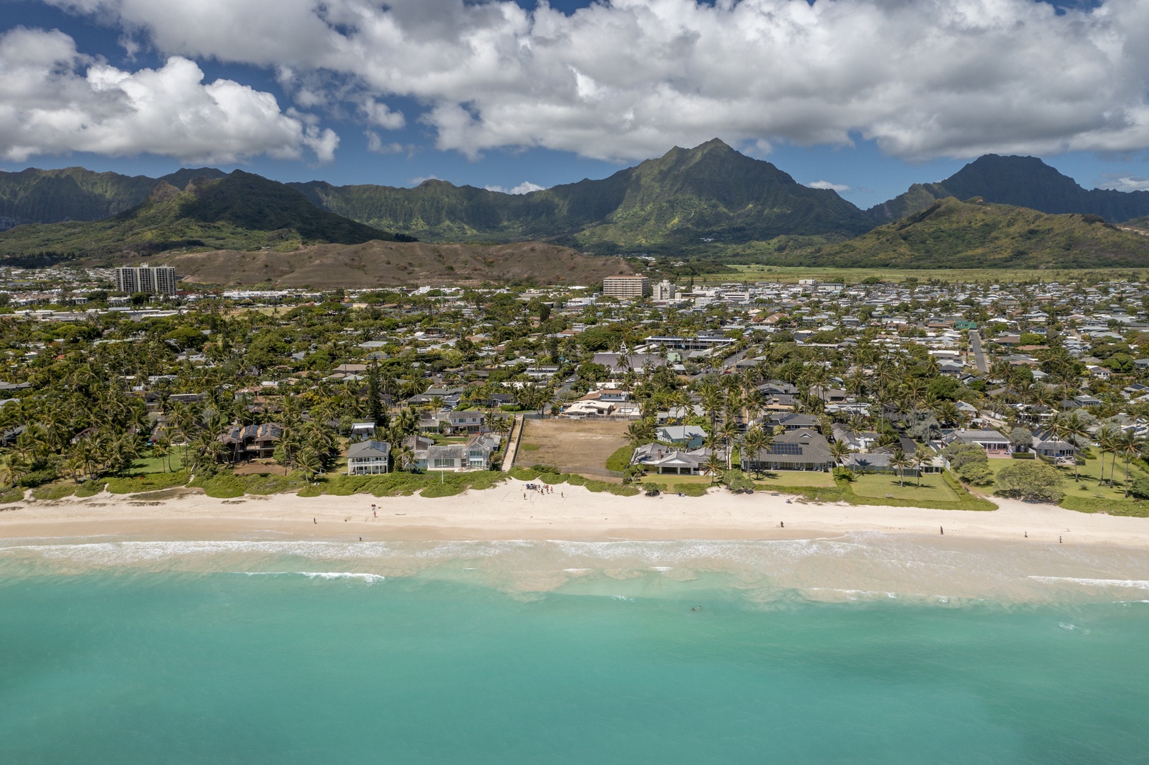 Kailua Vacation Rentals, Seahorse Beach House - Beautiful Ocean and Mountain Views