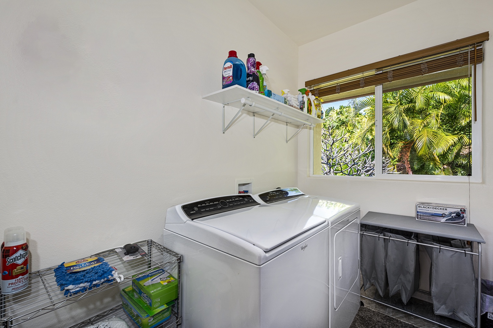 Kailua Kona Vacation Rentals, Maile Hale - Full sized washer/dryer