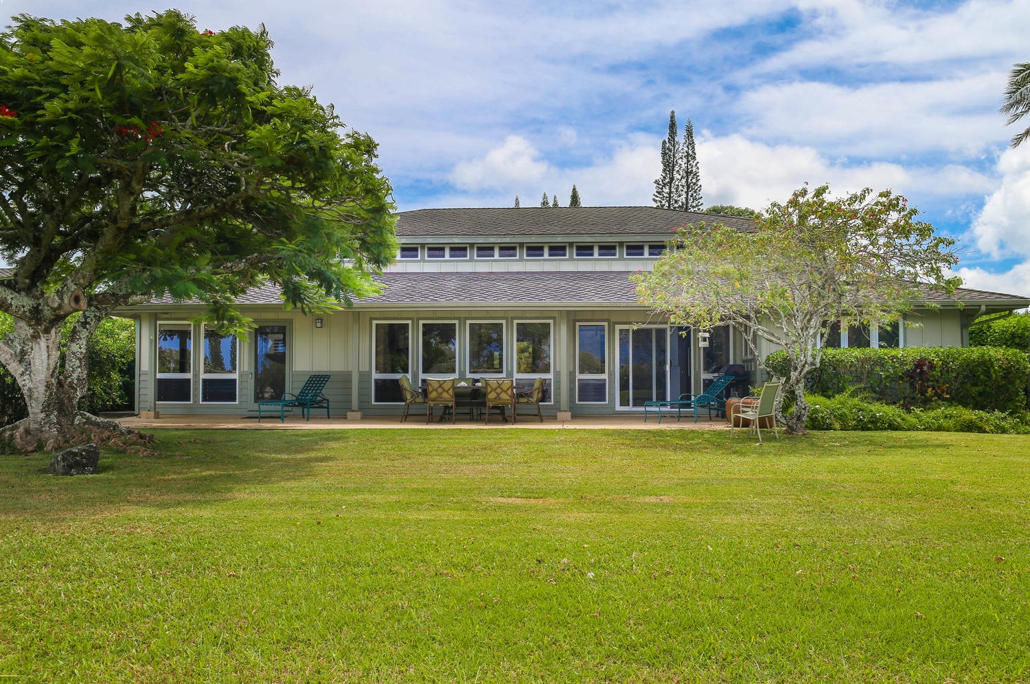 Princeville Vacation Rentals, Half Moon Hana - House-view from the golf course!