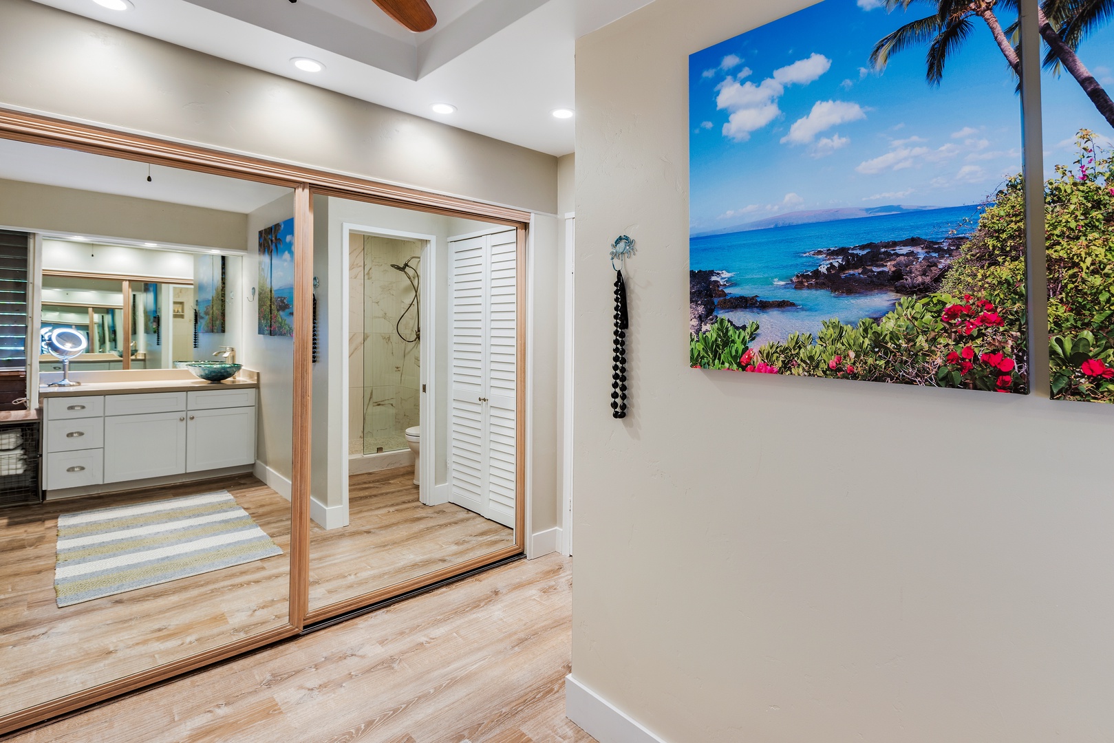 Lahaina Vacation Rentals, Maui Kaanapali Villas 292 - Large sliding mirrored closet to store all your luggage and hang clothes