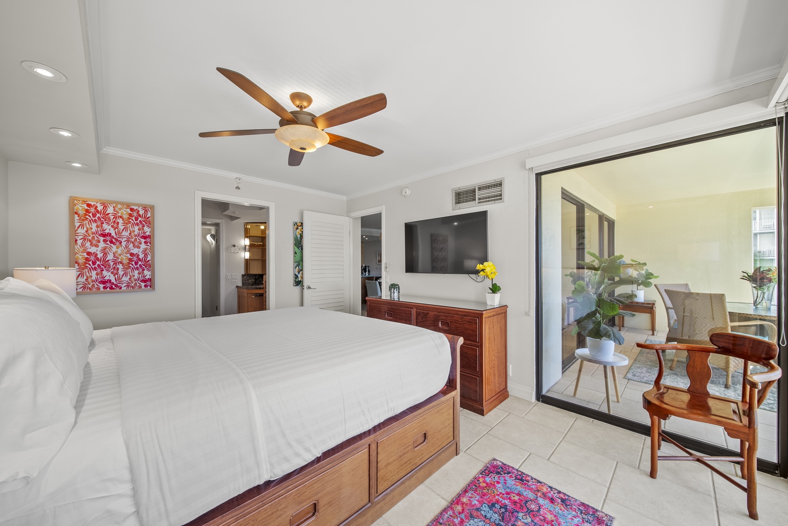 Honolulu Vacation Rentals, Aston Waikiki Beach Tower 602 - Experience the perfect retreat with modern amenities and thoughtful primary bedroom design.