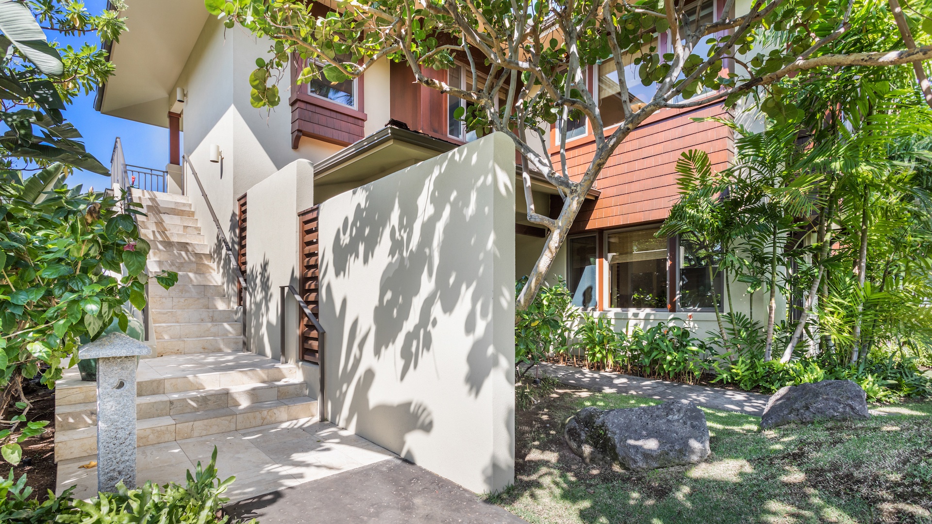 Kailua Kona Vacation Rentals, 2BD Hainoa Villa (2907B) at Hualalai Resort - Stairs Leading up to Entryway.