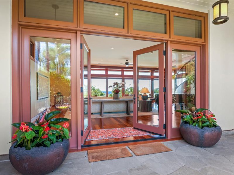 Kamuela Vacation Rentals, 5BD Estate Home at Mauna Kea Resort - Entrance to the great room