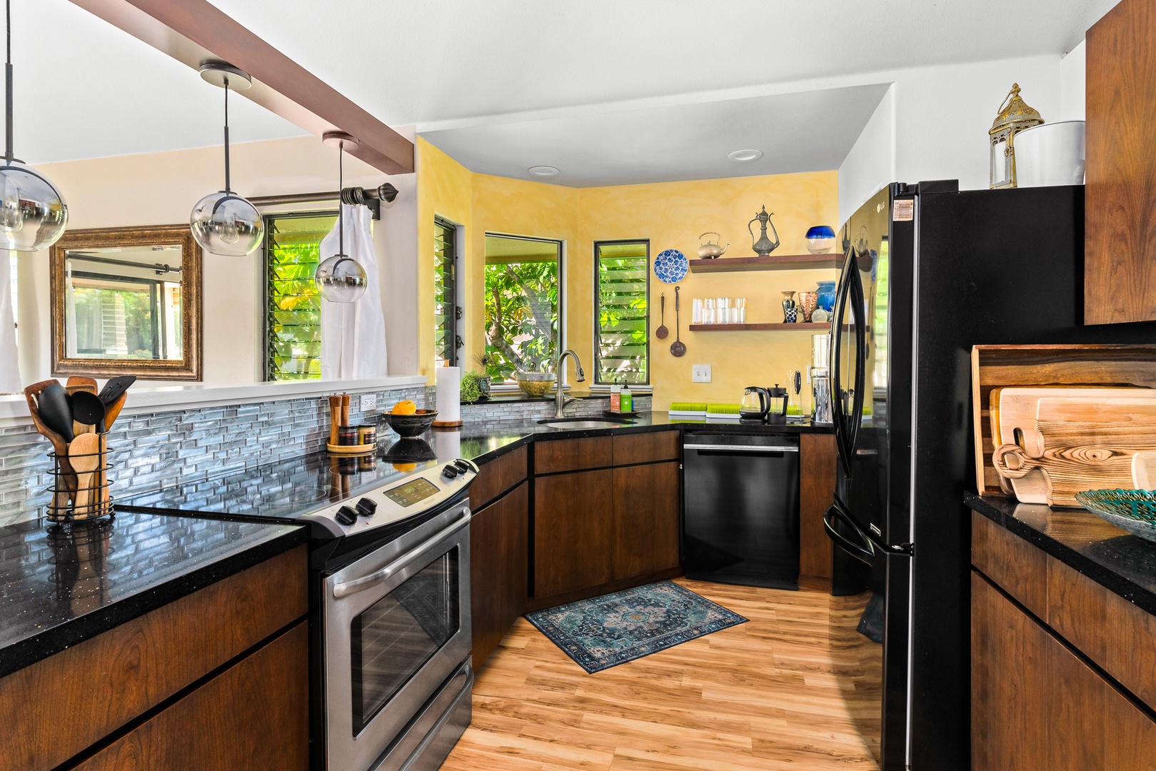Princeville Vacation Rentals, Makanalani - Full kitchen with ample space for your culinary adventure