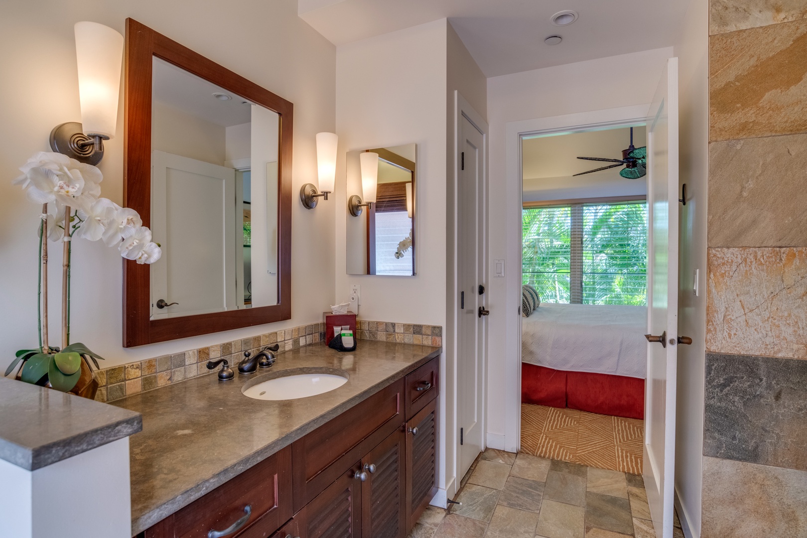 Lahaina Vacation Rentals, Aina Nalu D-207 - Primary Bathroom ensuite
