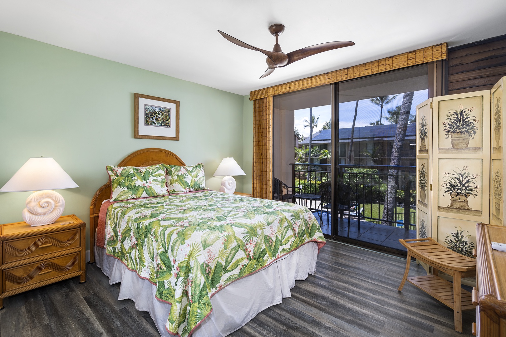 Kailua Kona Vacation Rentals, Kona Makai 6201 - Queen bed equipped guest bedroom