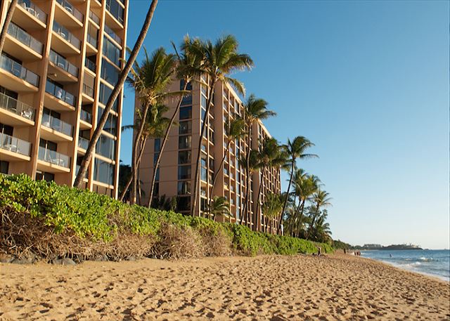 Lahaina Vacation Rentals, Mahana 1118 - Enjoy the beachfront living with direct access to the golden sands, perfect for a leisurely walk or sunset views right outside your vacation rental.