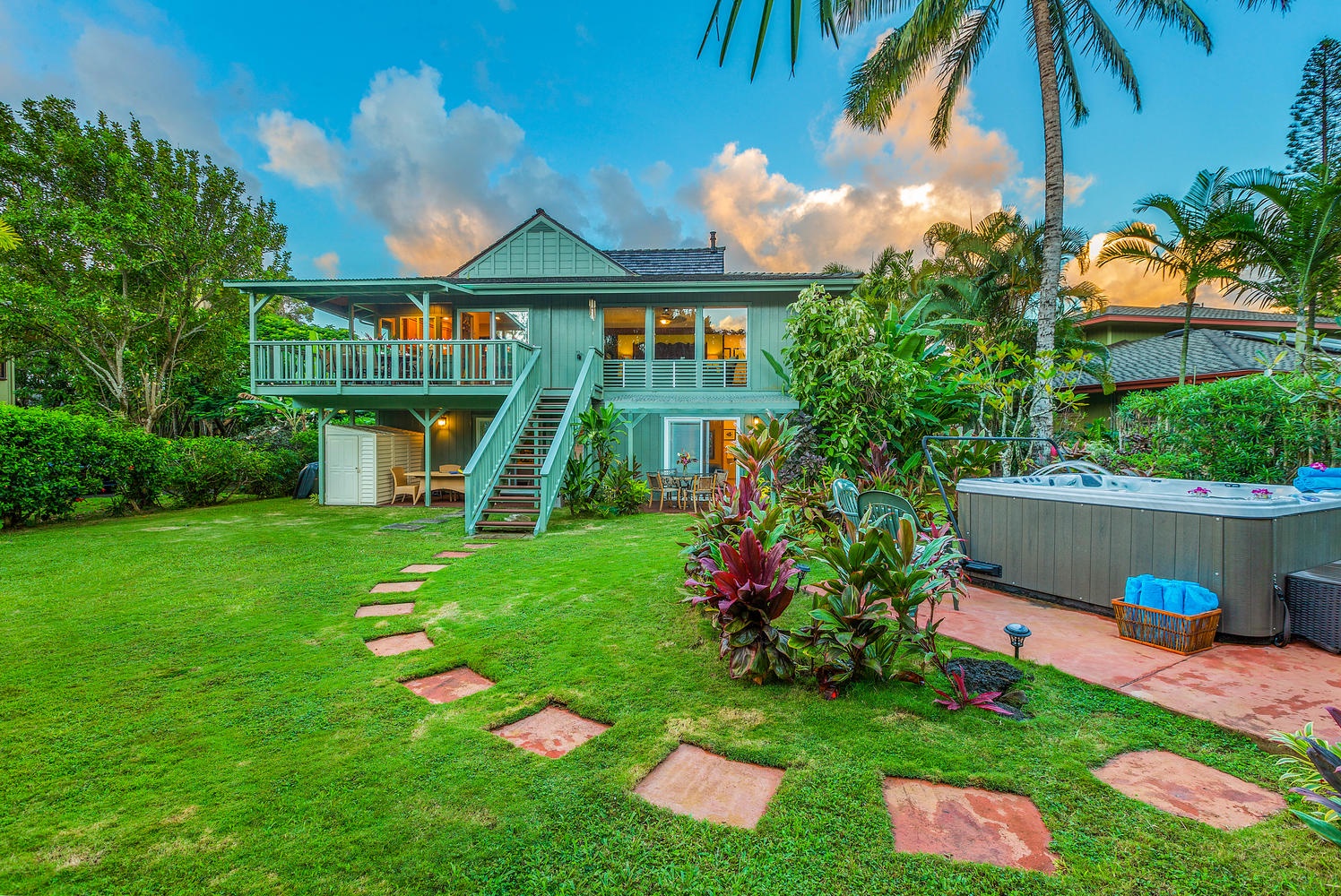Princeville Vacation Rentals, Hale Anu Keanu - Twilight in the garden