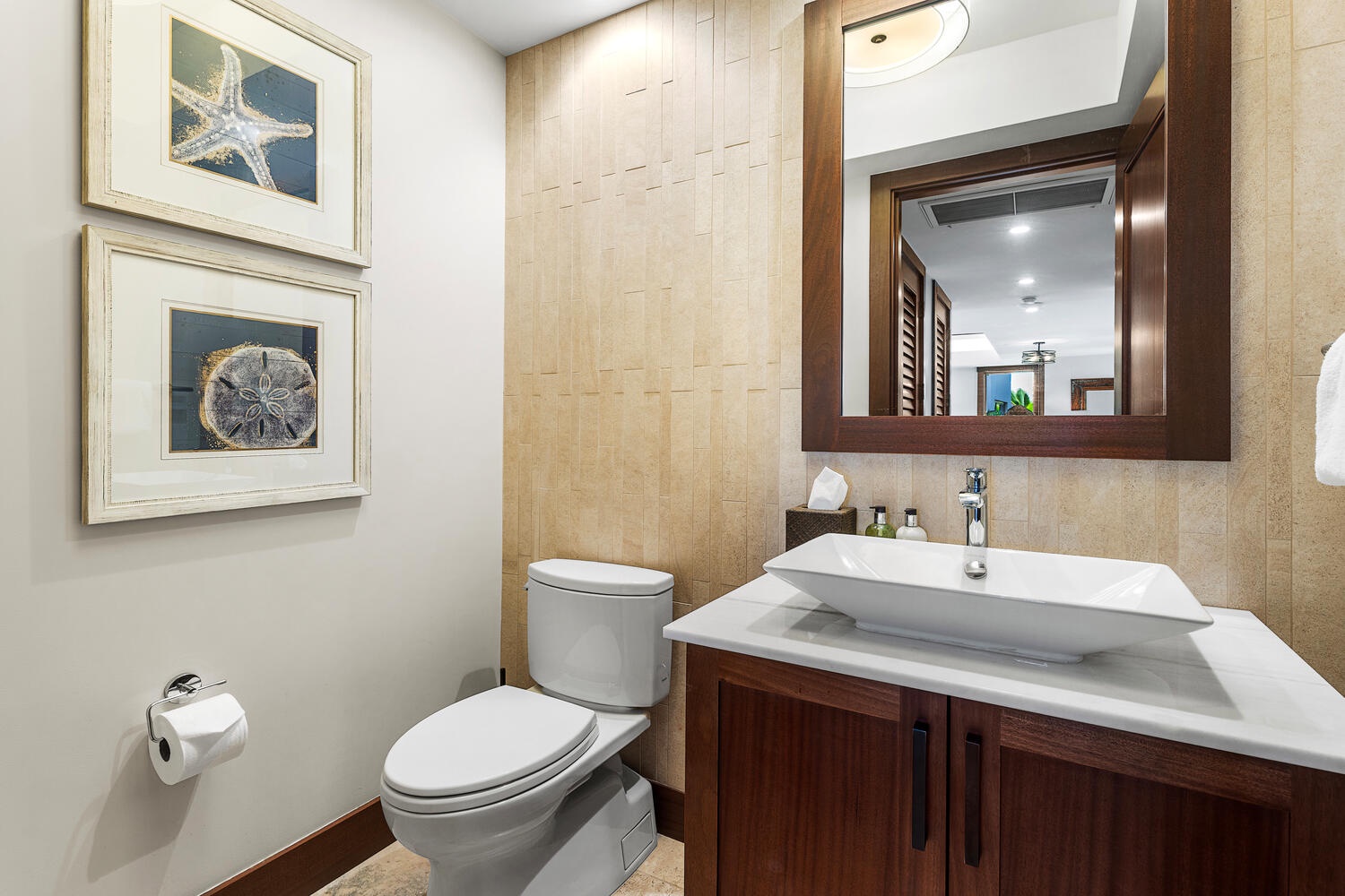 Kamuela Vacation Rentals, Laule'a Ohana Retreat - Half bath conveniently located just off the main living area at Laule'a #13.