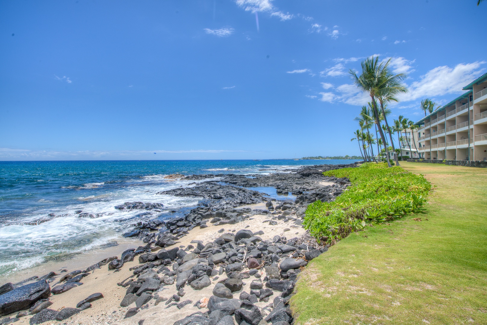 Kailua Kona Vacation Rentals, Kona Reef F11 - Year-round Sunsets, Sandy Beaches, Warm Weather, and Surf Break.