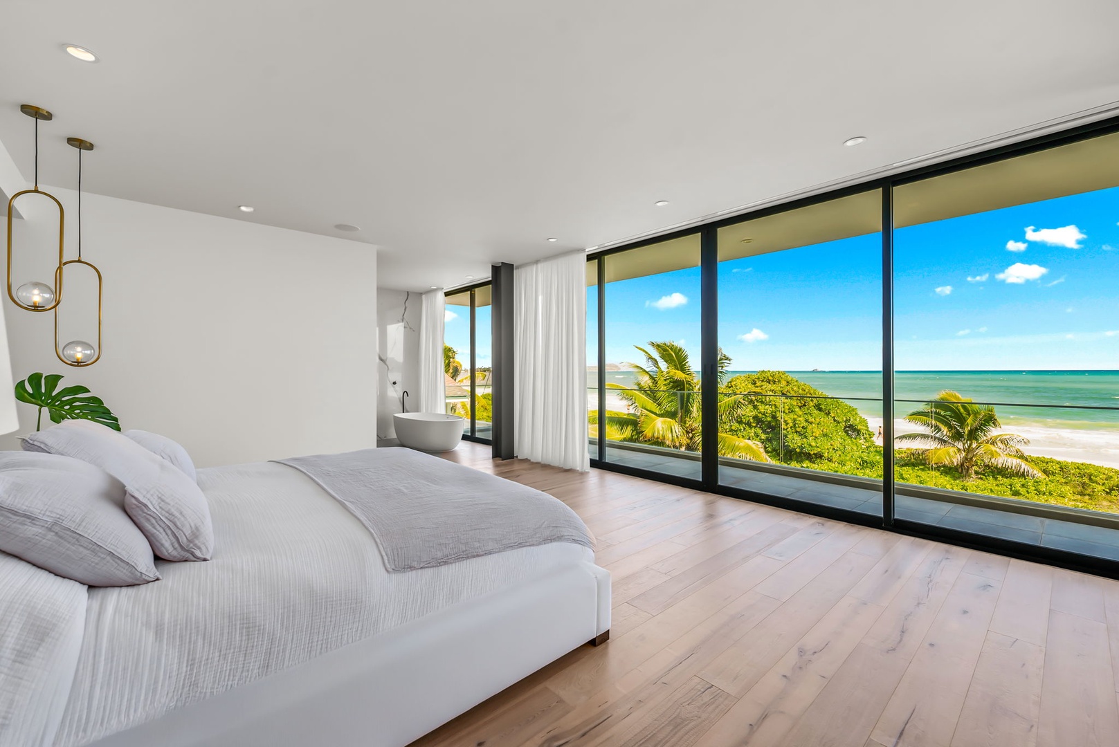Kailua Vacation Rentals, Kailua Beach Escape - Floor-to-ceiling glass keeps the beauty of Kailua Beach within sight from bed.