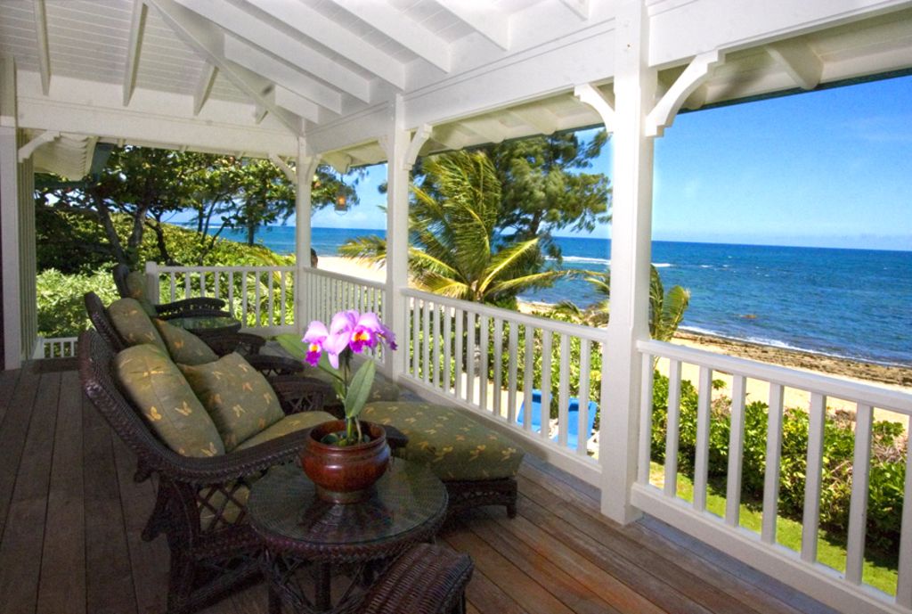 Hanalei Vacation Rentals, Holo Makani Beach House TVNC # 5141* - Ocean front lanai