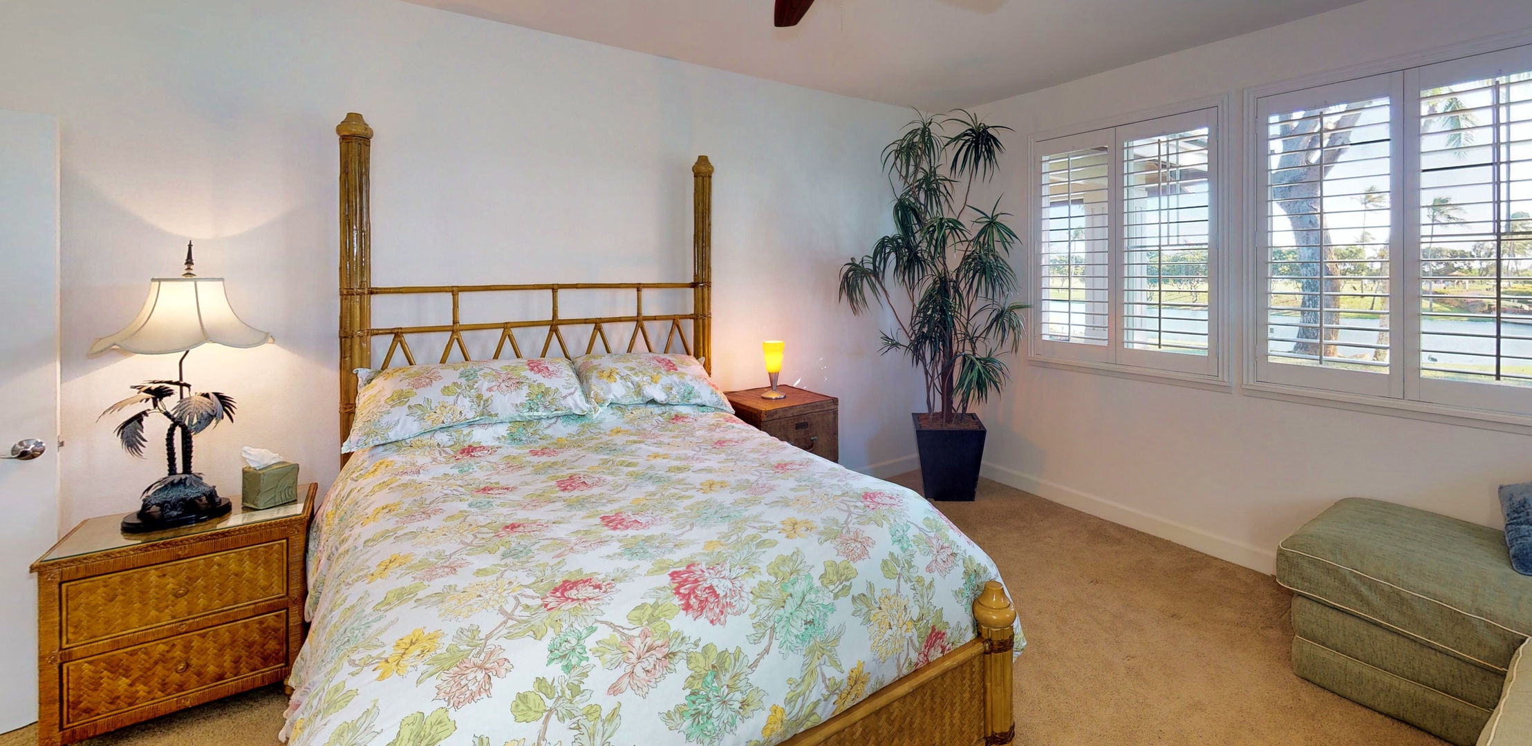 Kapolei Vacation Rentals, Ko Olina Kai Estate #17 - The primary with a king bed clothed in fine linens.
