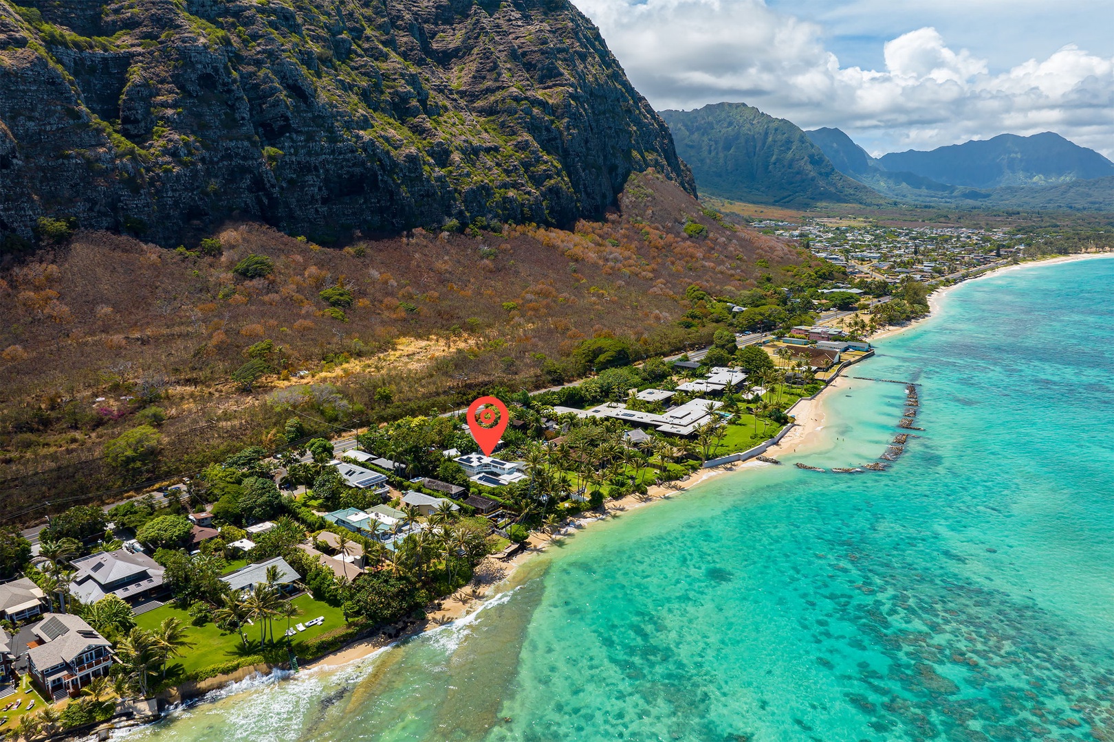 Waimanalo Vacation Rentals, Mana Kai at Waimanalo - Location of your home away from home, just a few steps from the beachline