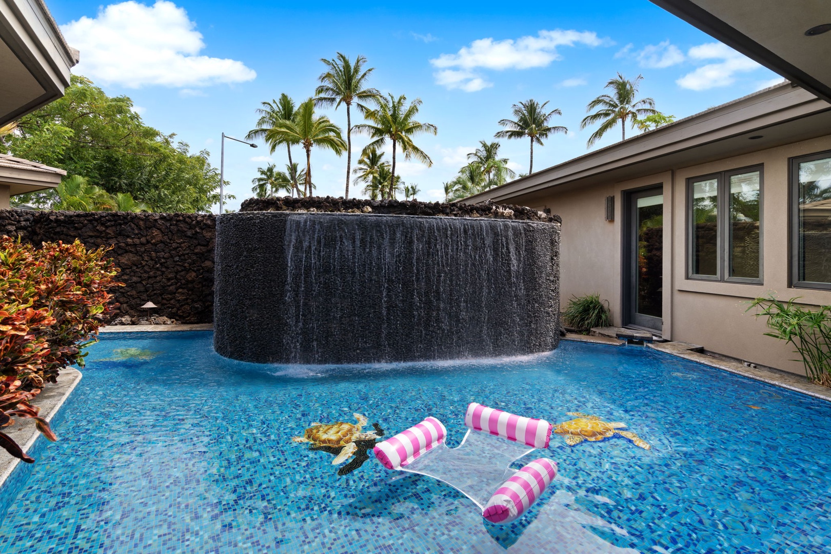 Kamuela Vacation Rentals, Hale Konane - Let the kids splash in the wading pool, complete with a cascading waterfall feature.