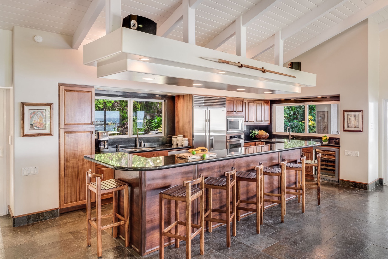 Kailua Kona Vacation Rentals, Kona Beach Bungalows** - Experience the grandeur of the Moana Hale Great Room, where every moment becomes a cherished memory.