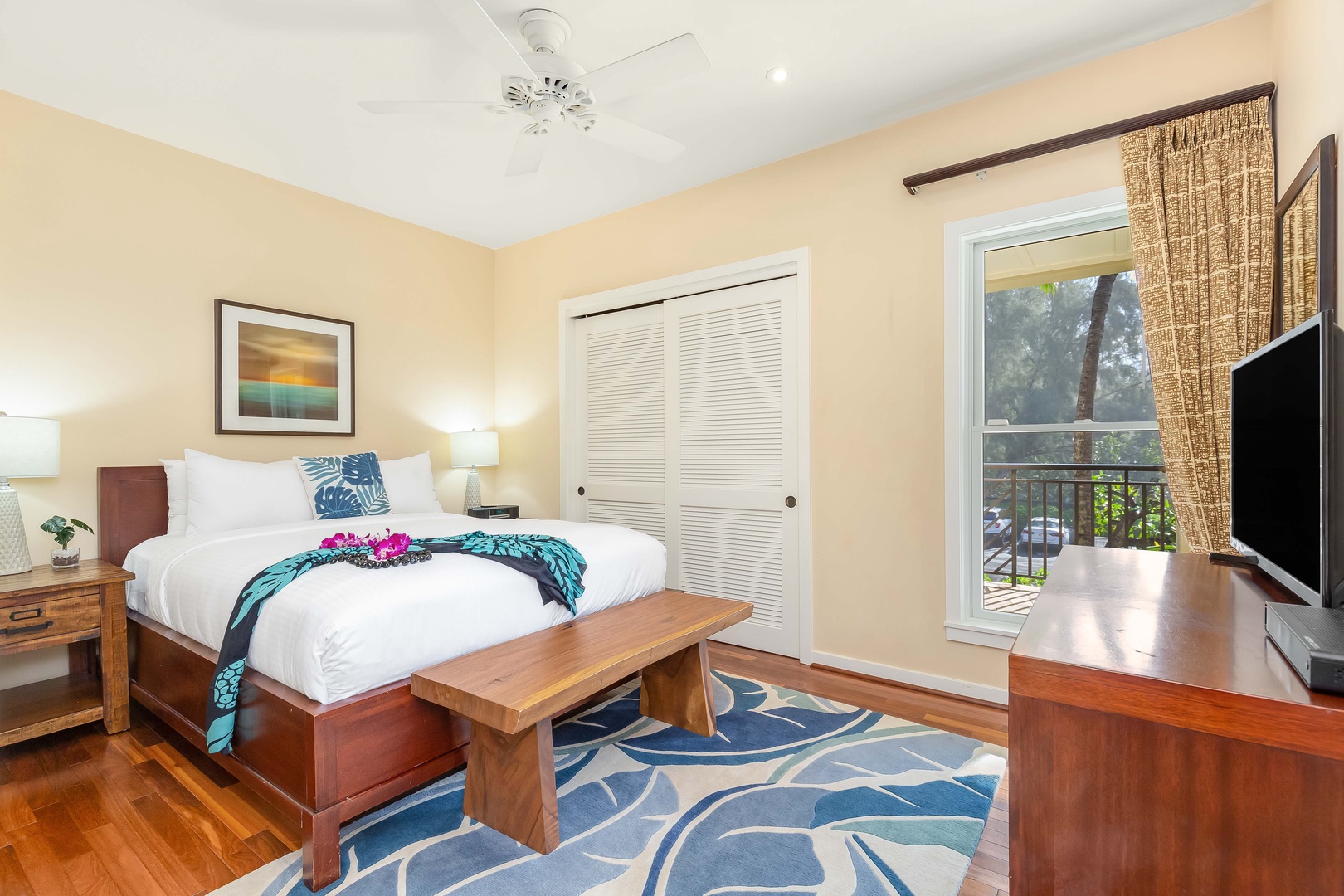 Kahuku Vacation Rentals, Turtle Bay Villas 210 - Third bedroom