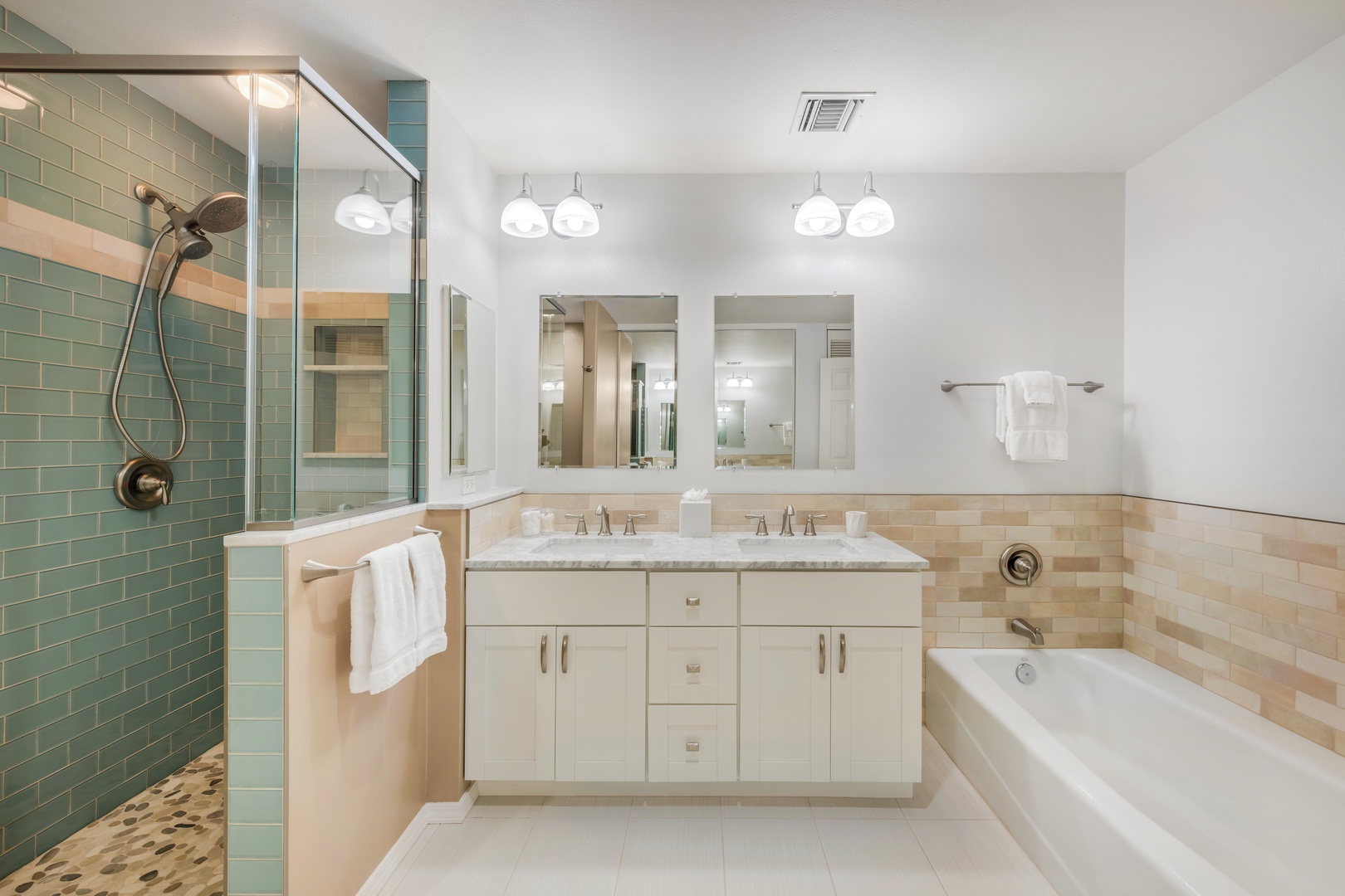 Waikoloa Vacation Rentals, Waikoloa Colony Villas 403 - Refreshing and refined, this ensuite features a sleek walk-in shower, spacious countertops, and tropical-inspired accents.