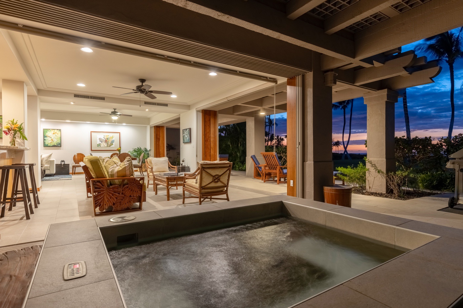 Kailua Kona Vacation Rentals, 3BD Golf Villa (3101) at Hualalai Resort - Gorgeous jets for soaking your cares away!