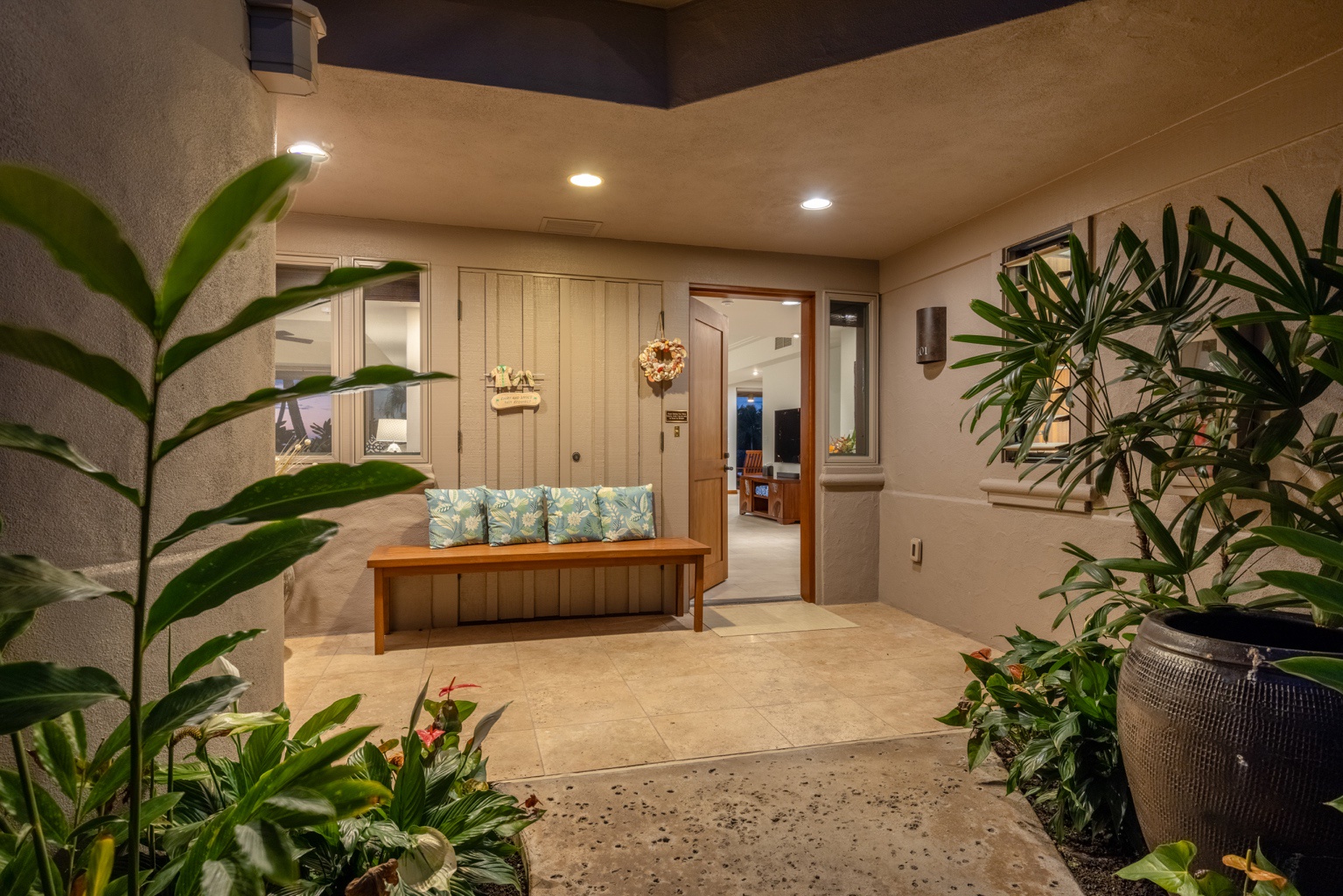 Kailua Kona Vacation Rentals, 3BD Golf Villa (3101) at Four Seasons Resort at Hualalai - Private tropically landscaped entrance path to villa.