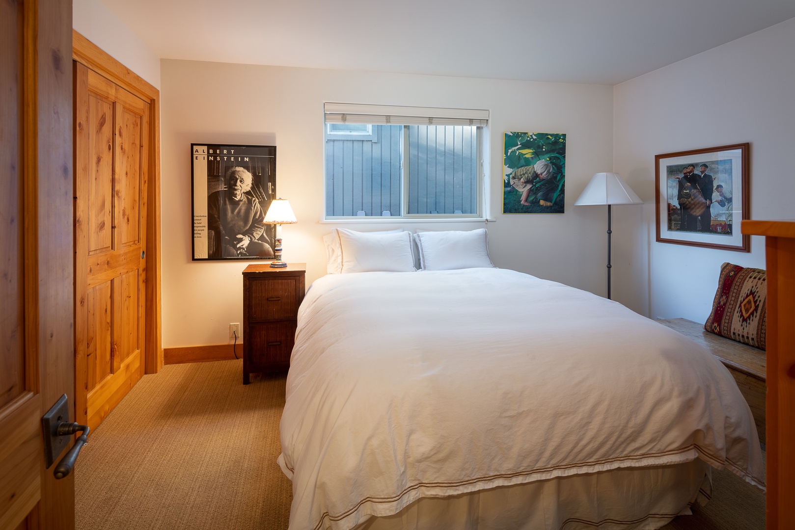 Ketchum Vacation Rentals, Bridgepoint Charm - Guest Bedroom 2 is equipped with a queen bed