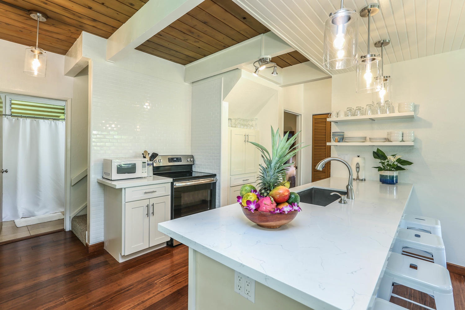 Hanalei Vacation Rentals, Hallor House TVNC #5147 - Kitchen