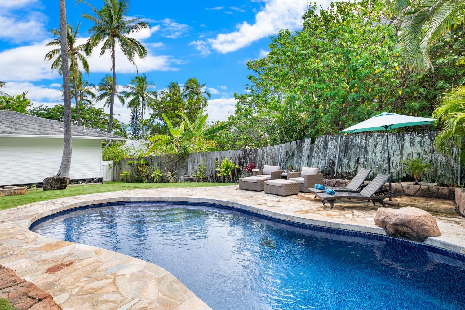 Kailua Vacation Rentals, Lanikai Cottage - Relax and play at Lanikai Cottage!
