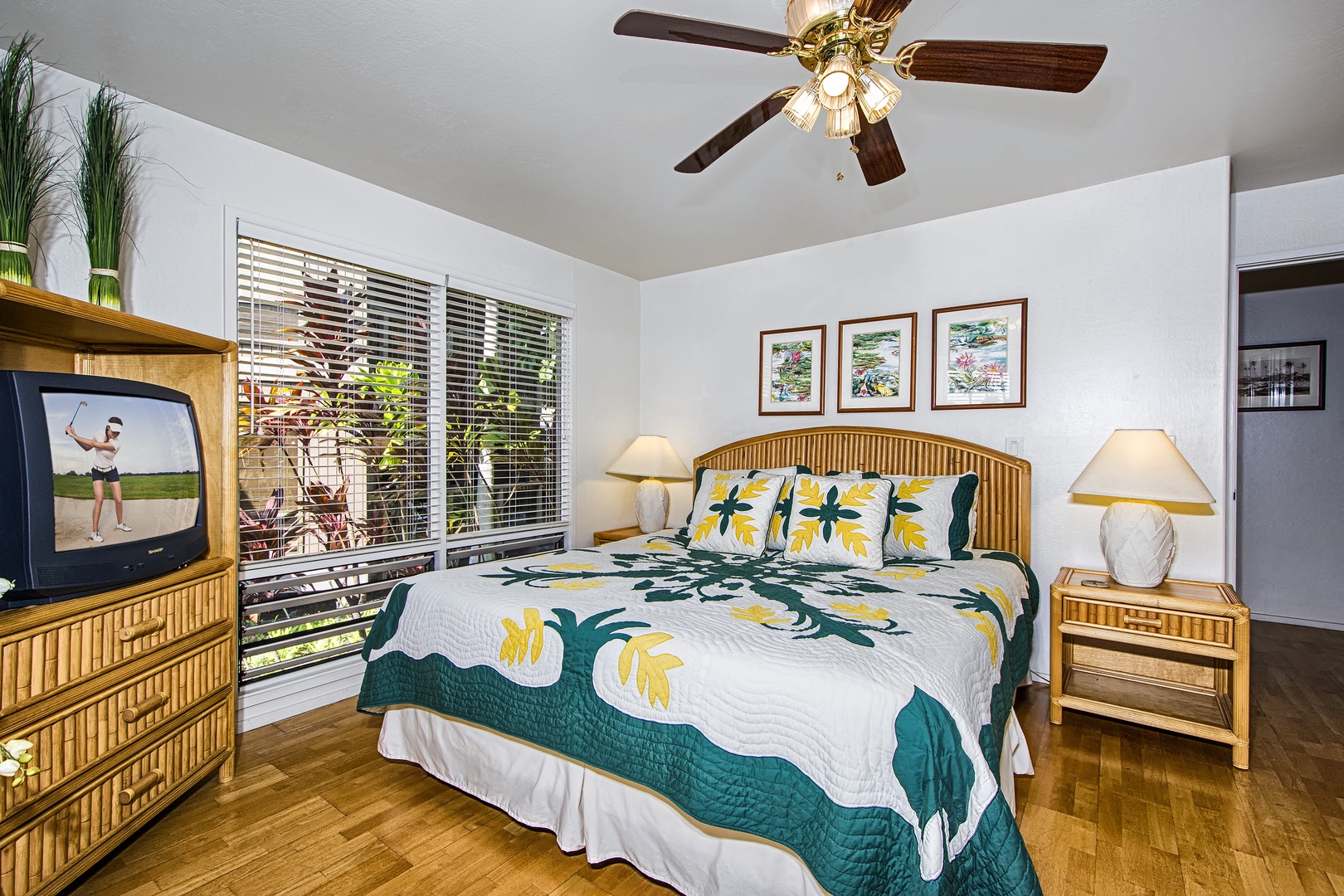 Kailua Kona Vacation Rentals, Kanaloa 701 - Primary bedroom equipped with a King bed and central A/C!