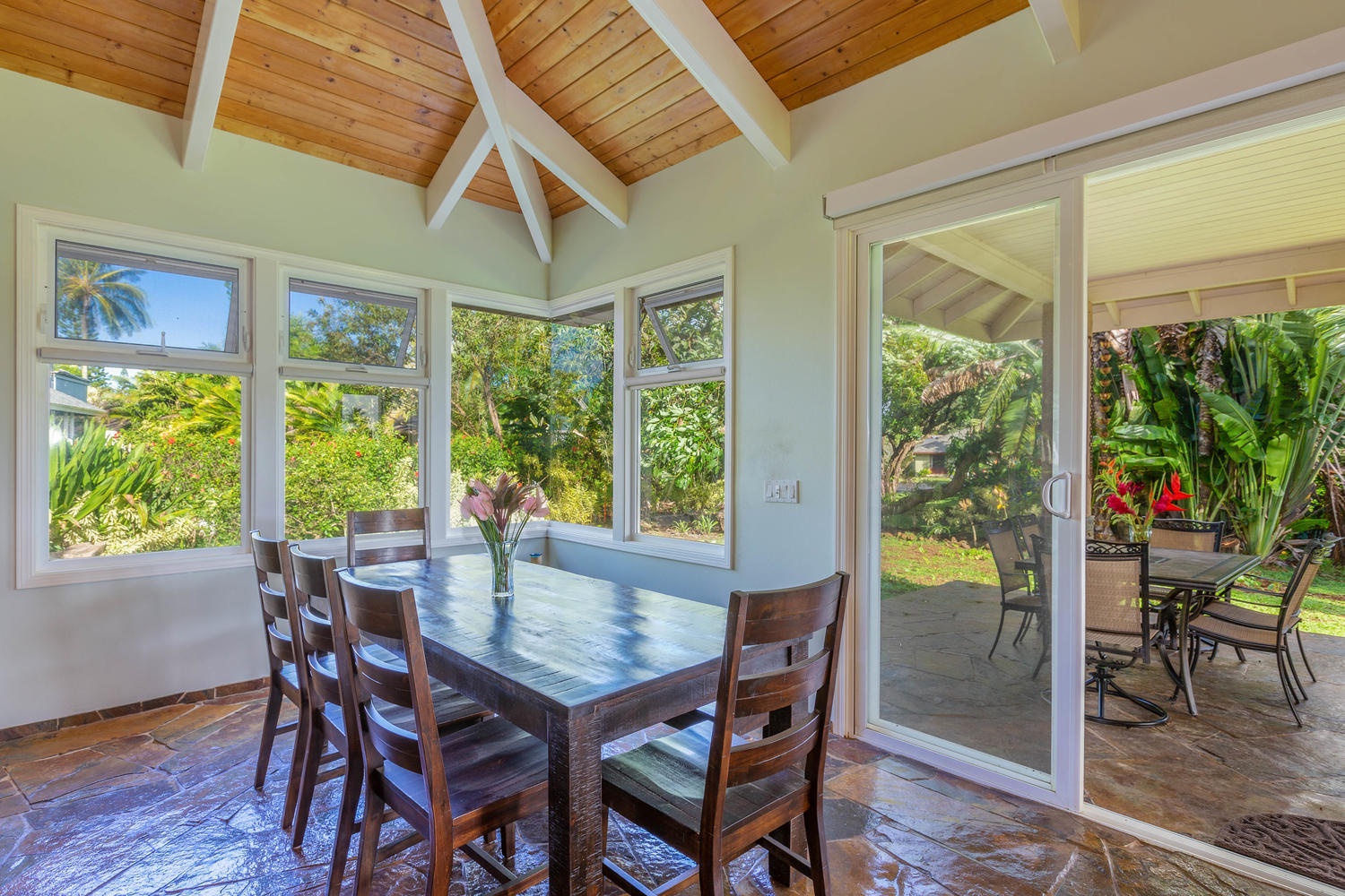 Princeville Vacation Rentals, Pohaku Villa - Indoor and outdoor dining areas