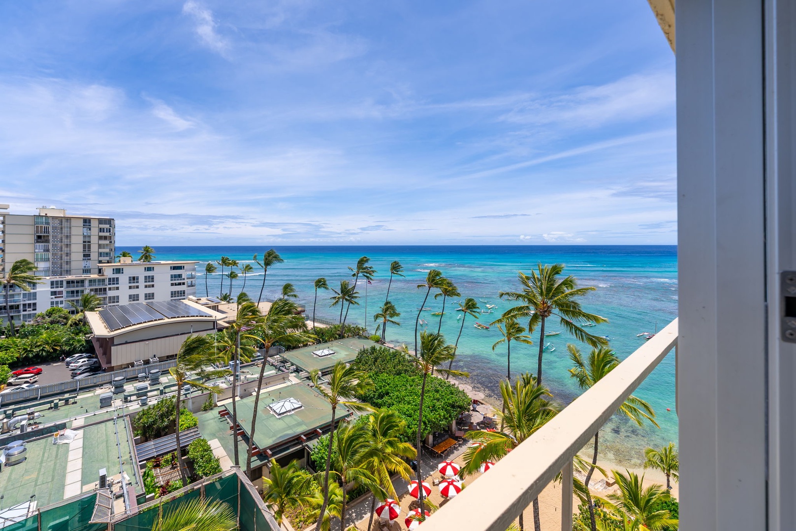 Honolulu Vacation Rentals, Colony Surf Hideaway - Let the rhythm of the waves set the tone from sunrise to starlight, all from the comfort of your retreat.