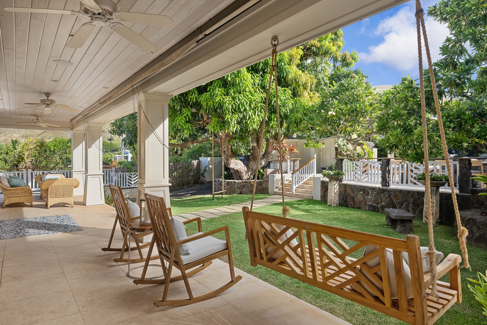 Kailua Vacation Rentals, Lanikai Valhalla - Tropical Gardens and Veranda