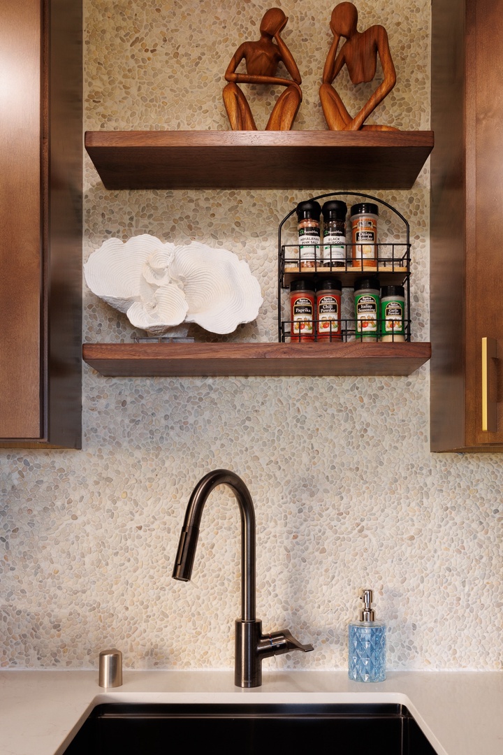 Kailua Kona Vacation Rentals, Keauhou Kai C301 - Brass fixtures and open shelving, small details you notice on day one.