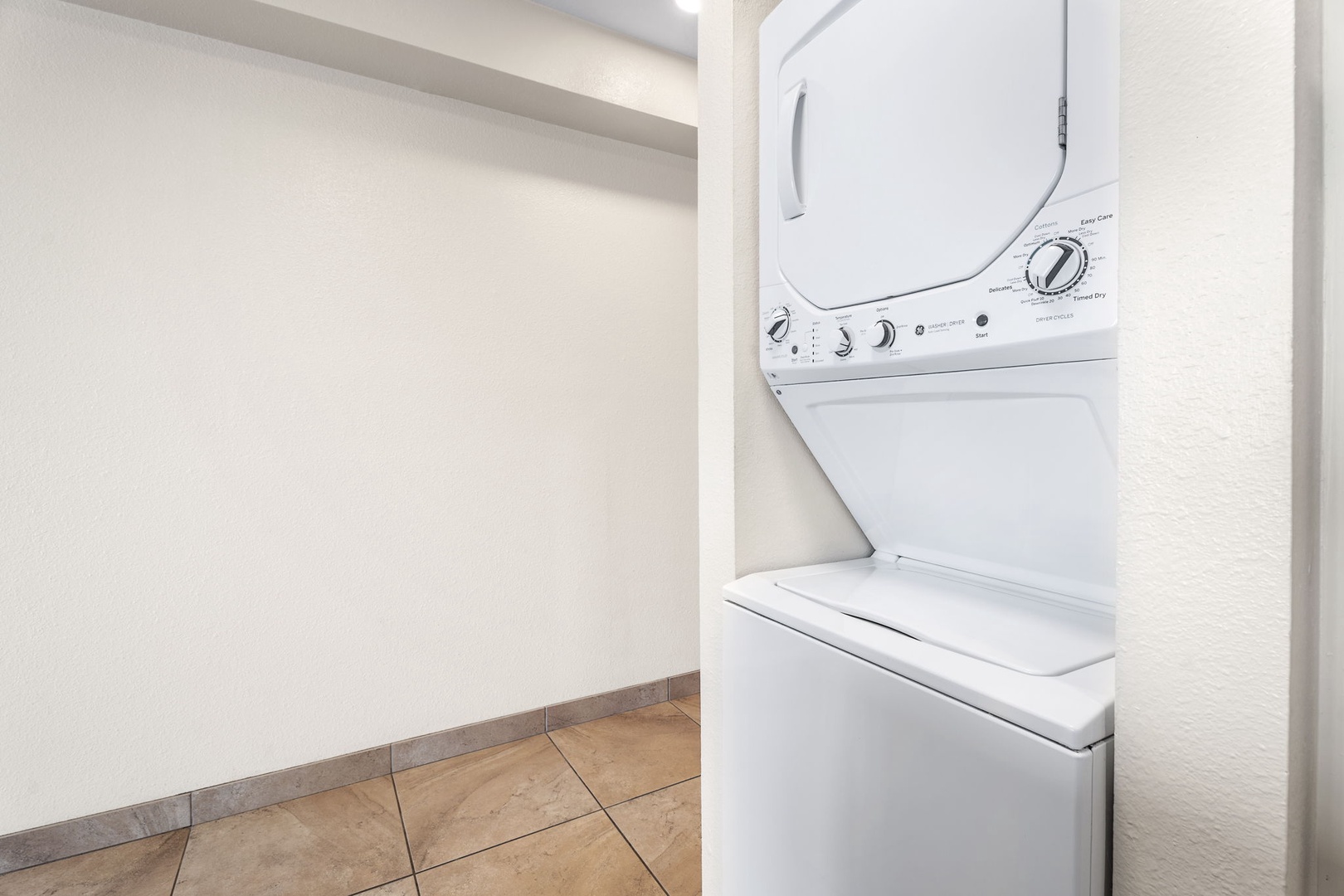 Kailua Kona Vacation Rentals, Sea Village 4213 - In-unit washer and dryer add convenience—pack light and stay fresh throughout your island stay.