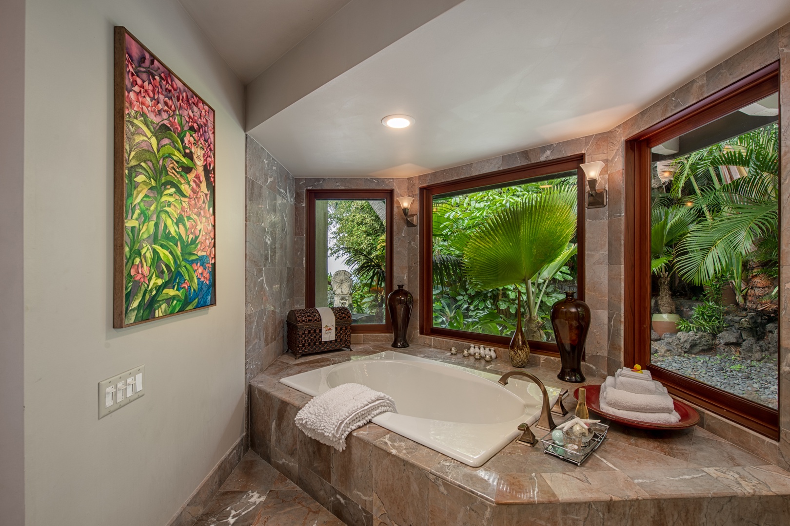 Kailua Kona Vacation Rentals, Hale Wailele** - Primary ensuite with soaker tub and natural light