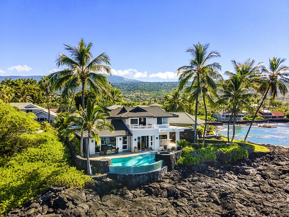 Kailua Kona Vacation Rentals, Ali'i Point #9 - Embrace Hawaii at Ali'i Point!~