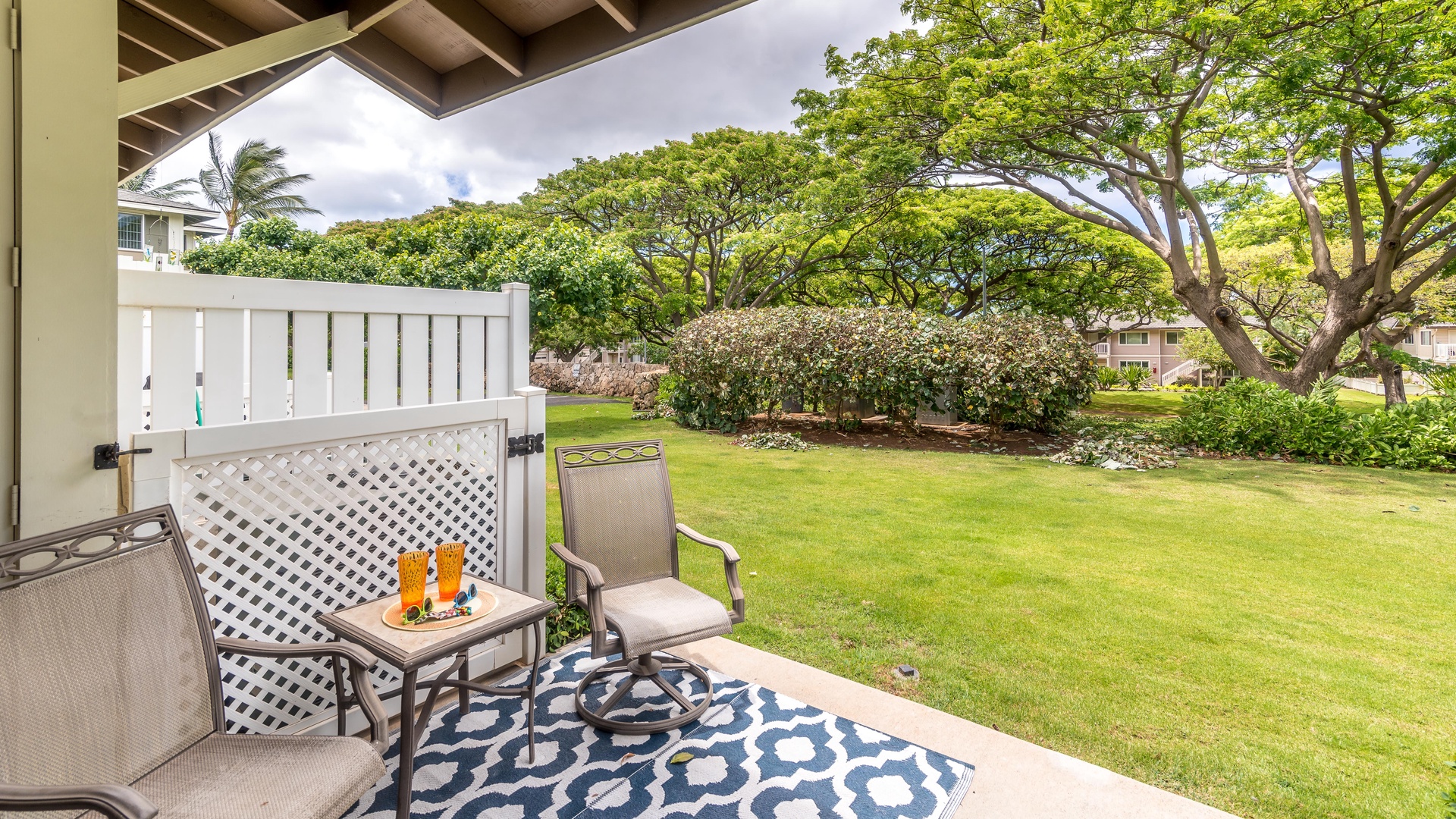 Kapolei Vacation Rentals, Hillside Villas 1538-2 - Dine al fresco on the lanai with panoramic views.