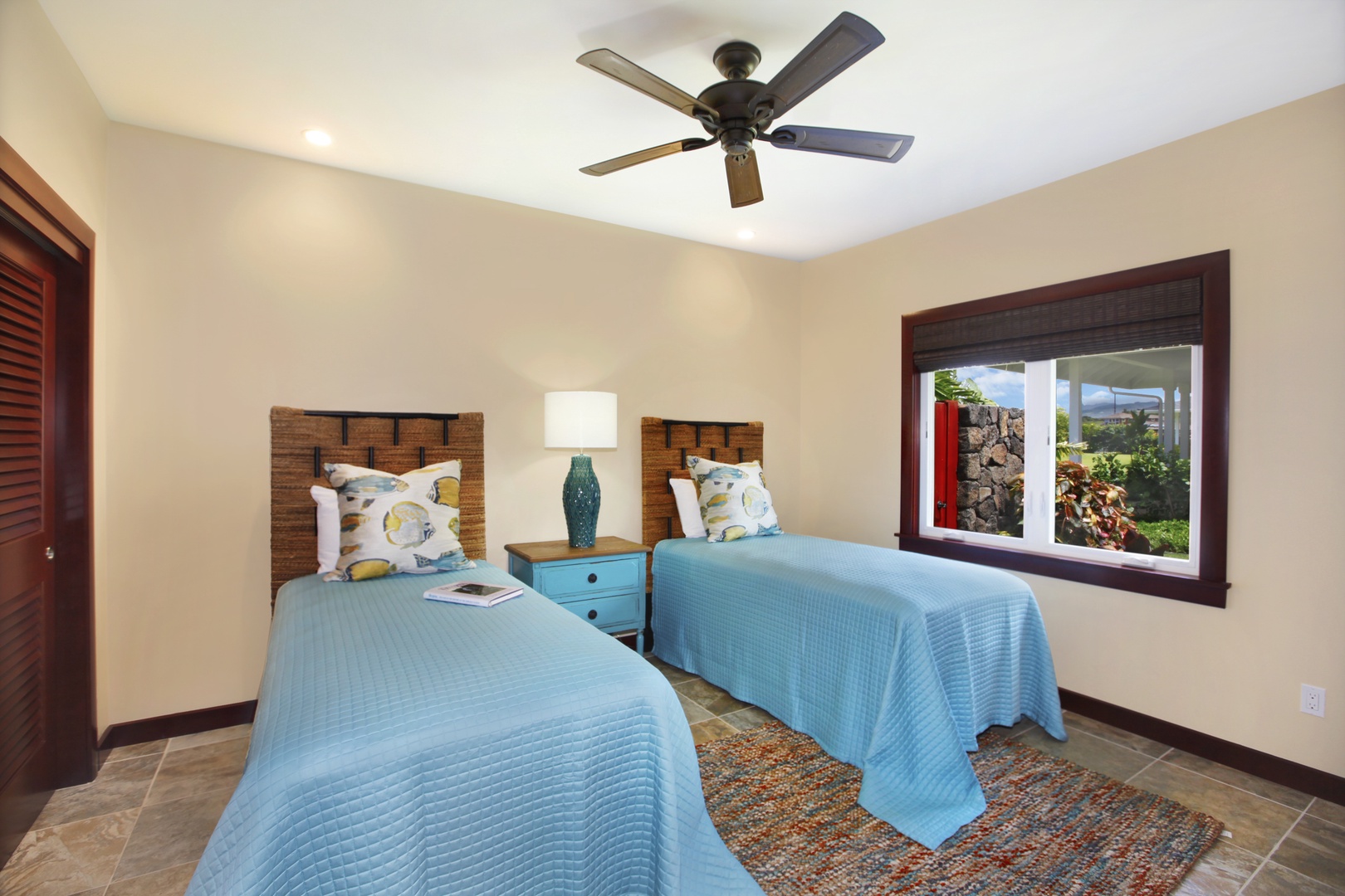 Koloa Vacation Rentals, Kiahuna Lani at Poipu - Guest Bedroom 2. Twins can be converted to King