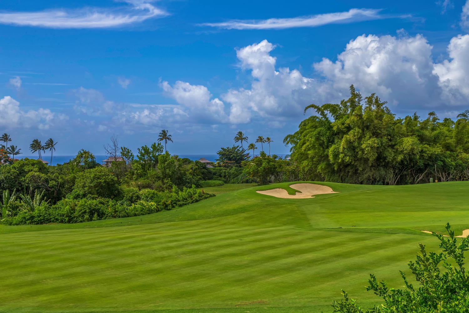 Princeville Vacation Rentals, Hokulani Villa - Enjoy the direct view of the Makai Golf Course from the lanai.