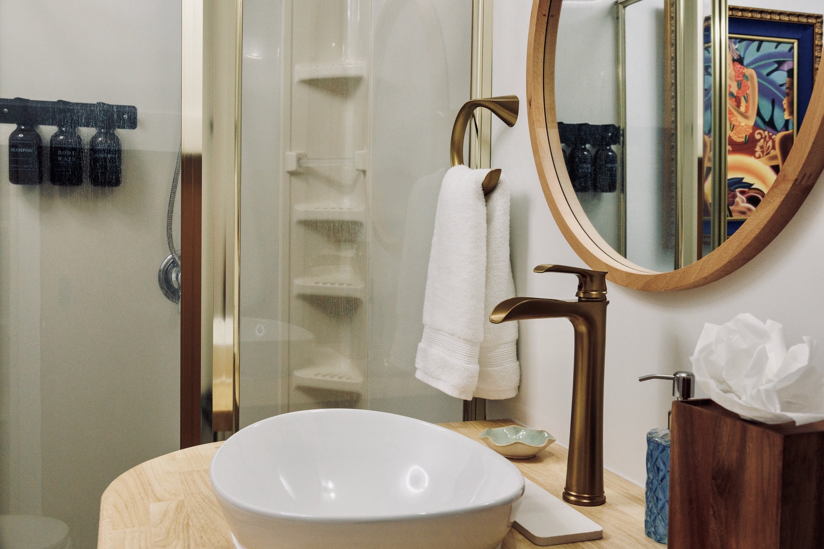 Kailua Kona Vacation Rentals, Keauhou Kai C301 - Vanity and shower in one easy line, for getting out the door fast.