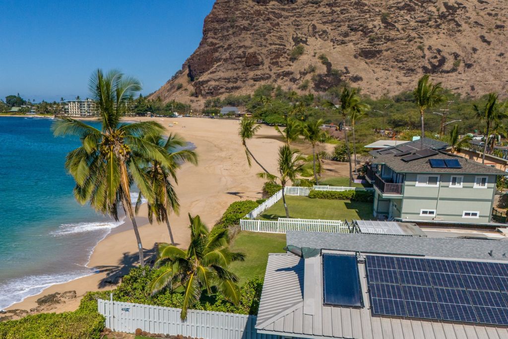 Waianae Vacation Rentals, Makaha-465 Farrington Hwy - Beachfront property with direct access to sandy shores and majestic mountain views.