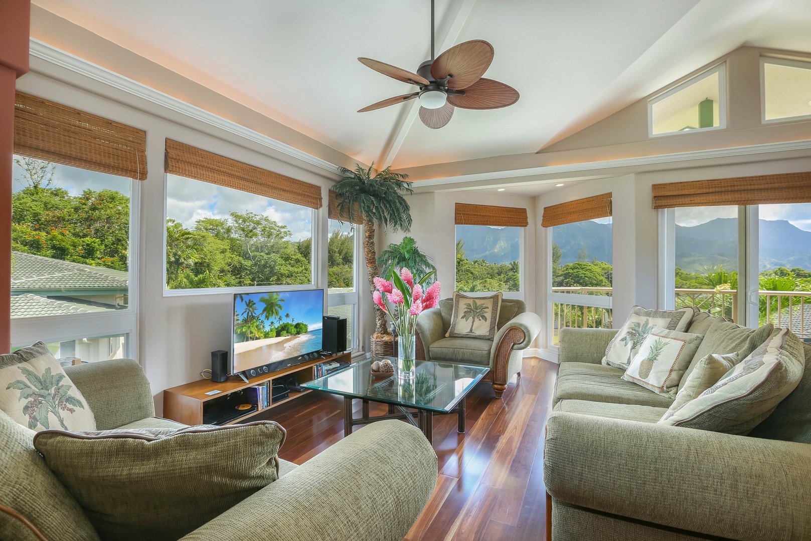 Princeville Vacation Rentals, Nohea Villa - Comfortable Living Room