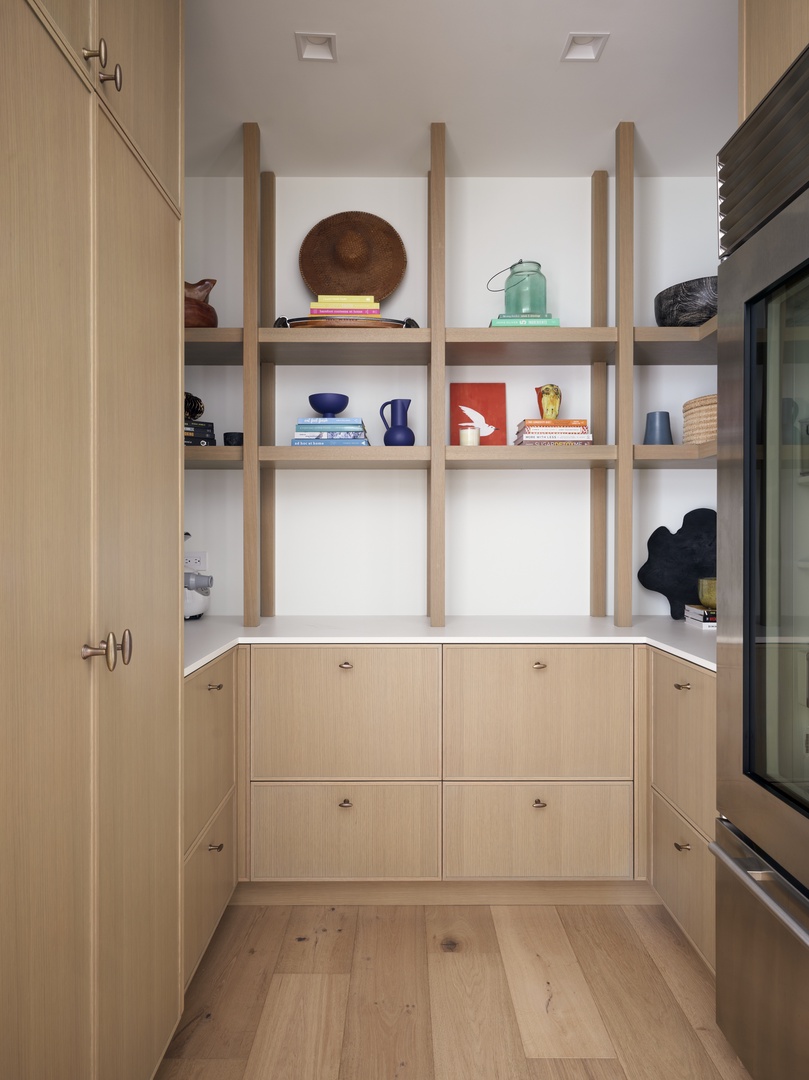 Honolulu Vacation Rentals, Diamond Head Hillside Estate** - Thoughtfully designed custom cabinetry and built-ins provide abundant storage while complementing the home's clean, contemporary aesthetic.
