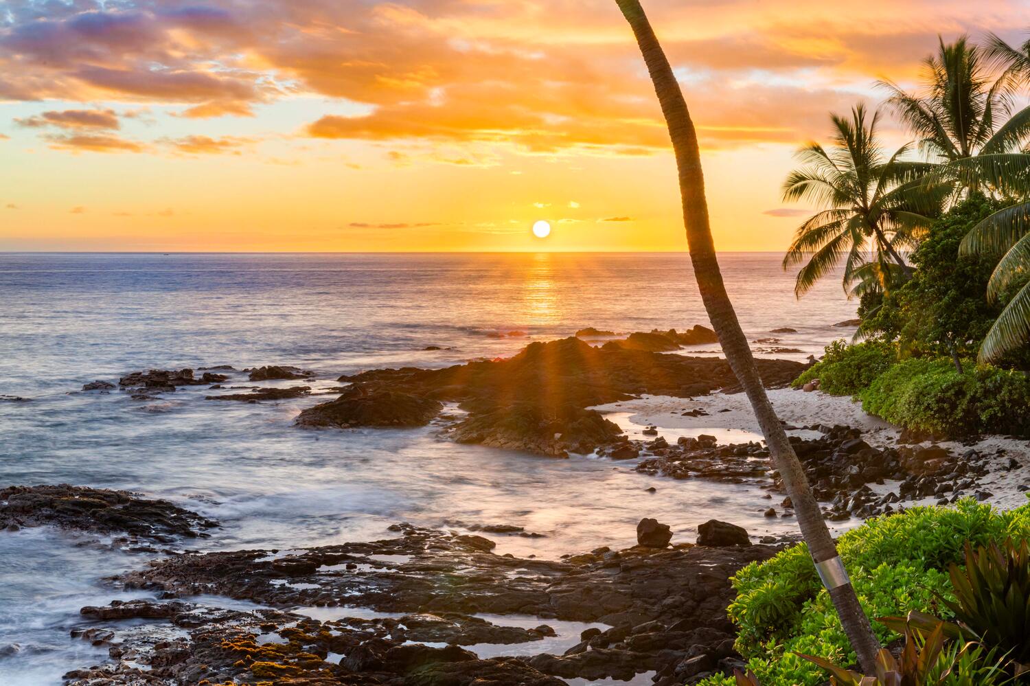 Kailua Kona Vacation Rentals, Hale Kai O'Kona #7 - Capture stunning sunsets from the lanai and watch waves crash along the lava rock shore.