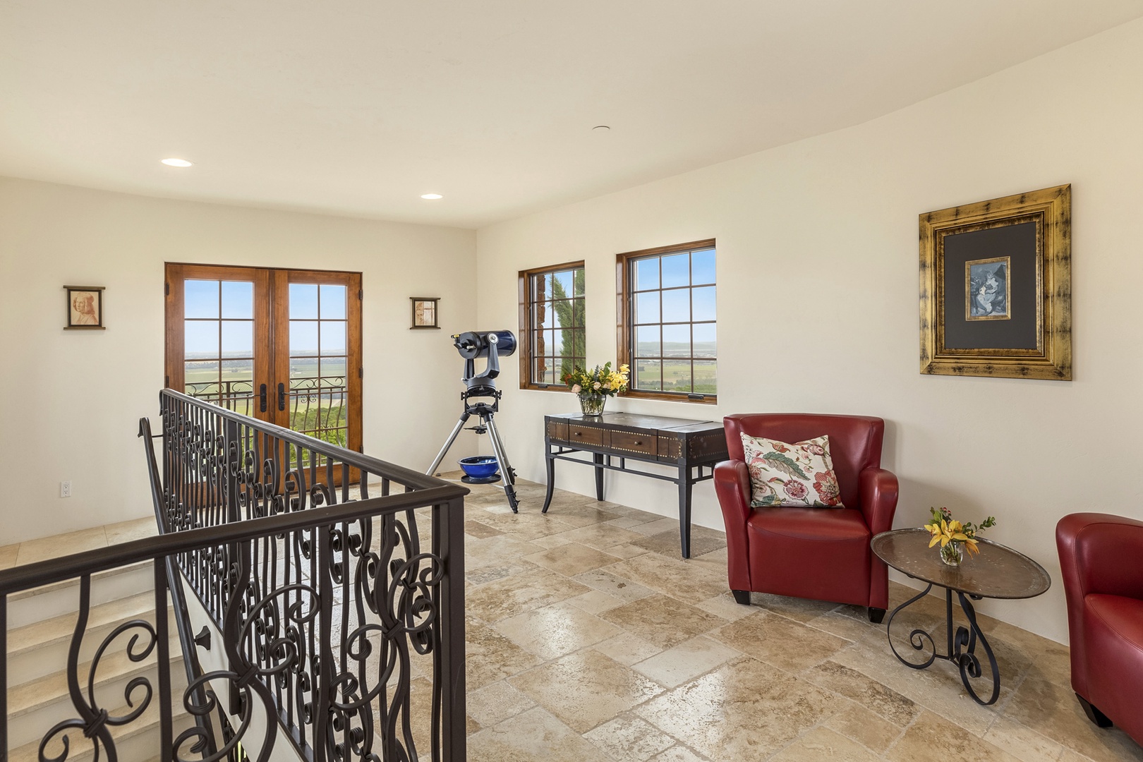 Fairfield Vacation Rentals, Villa Capricho - The Tower with 390-degree California wine country views