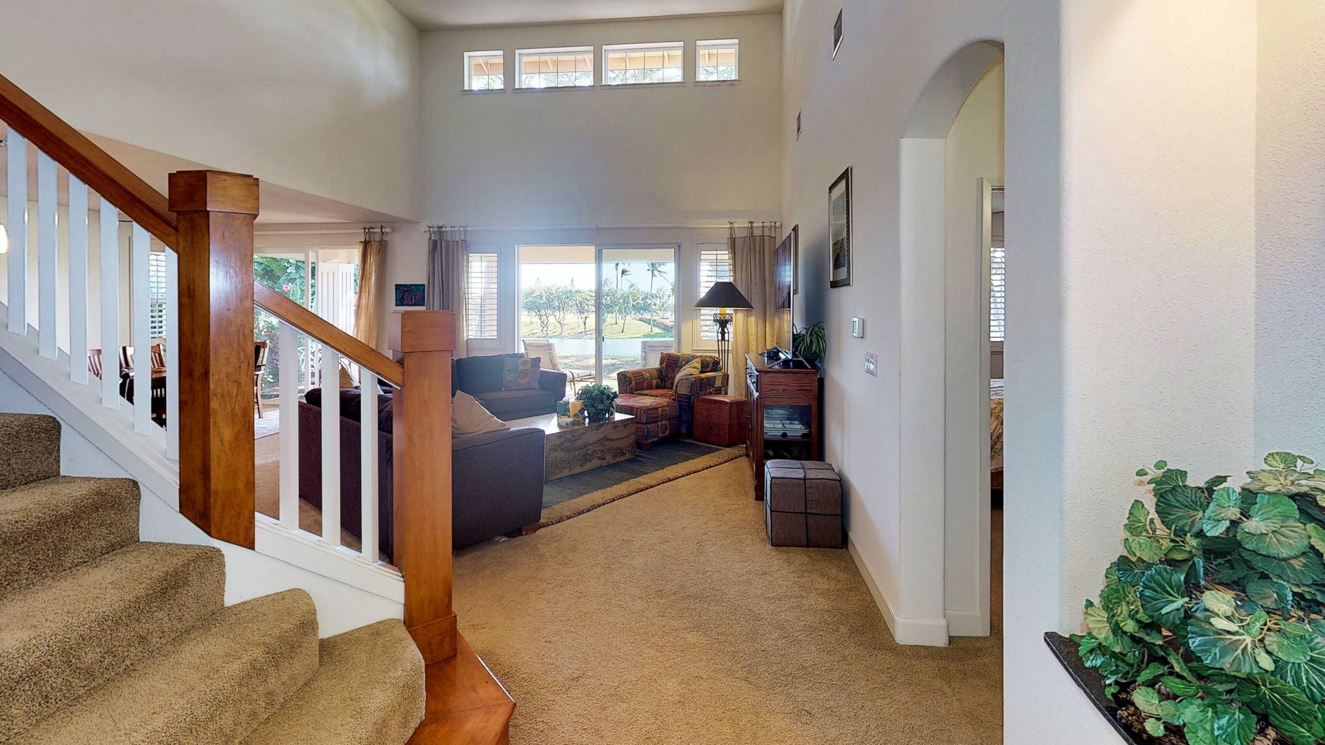 Kapolei Vacation Rentals, Ko Olina Kai Estate #17 - The entry into the home opens to the living area.