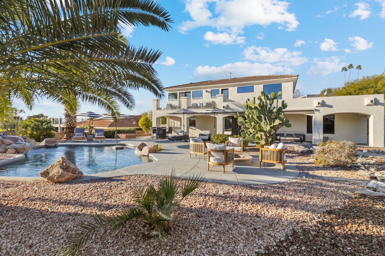Phoenix Vacation Rentals, Majestic Mountain Views at Piestewa Peak Paradise - View of the entire property