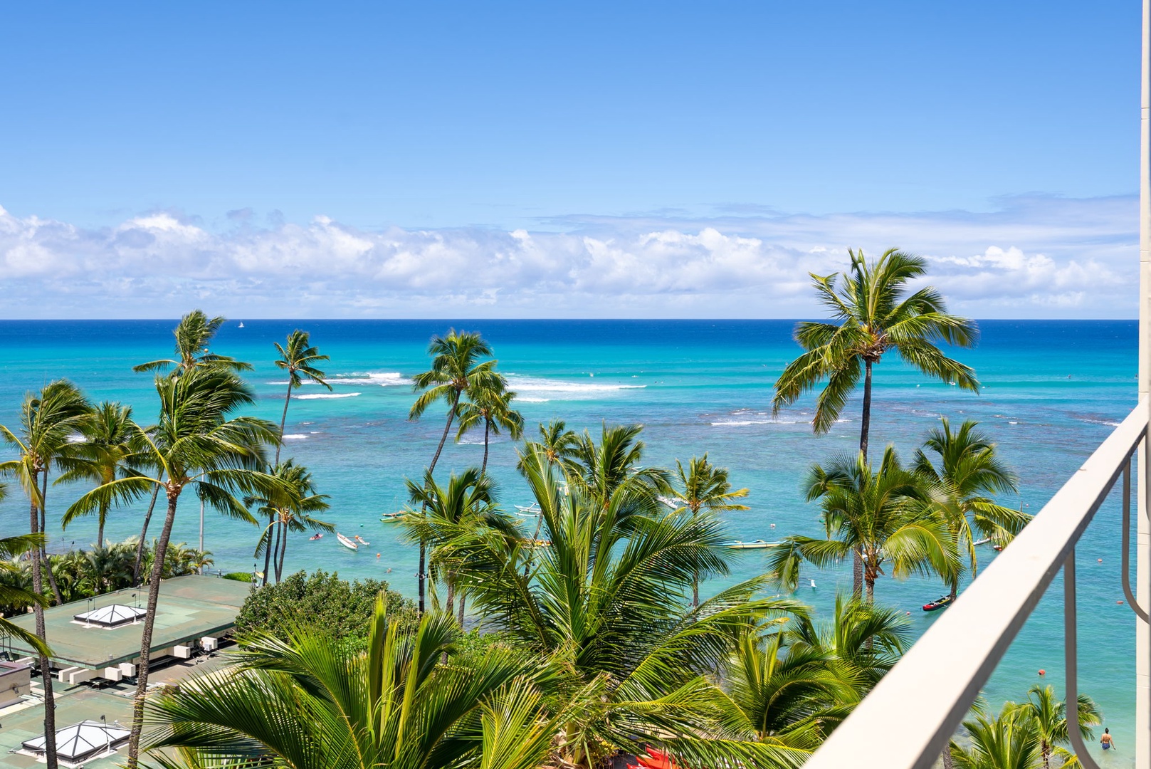 Honolulu Vacation Rentals, Colony Surf Getaway - More tropical views!